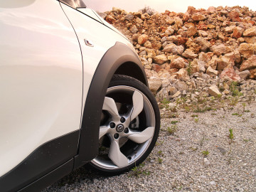 OPEL ADAM ROCKS 08