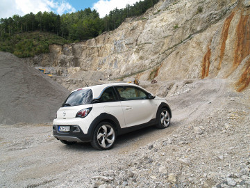 OPEL ADAM ROCKS 22