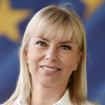 Elzbieta Bienkowska