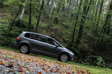Volkswagen Touran-2