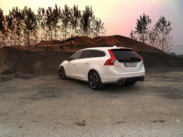 VOLVO V60 (4)