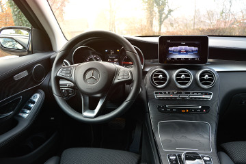 MERCEDES-BENZ GLC (11)