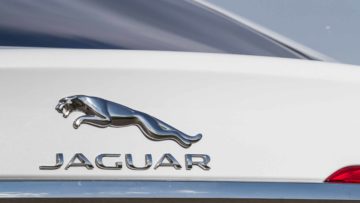 Jaguar_XF_20d_Prestige_32