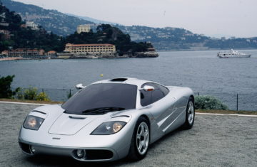 1992-mclaren-f1-1