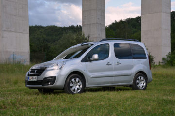 PEUGEOT PARTNER TEPEE 03