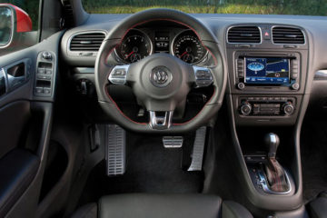 Volkswagen Golf GTI_15