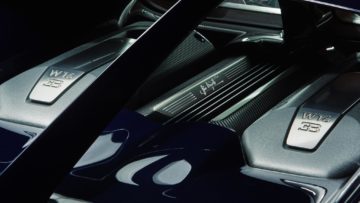 Bugatti-Chiron-Engine