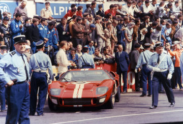 Poklon legendi_Ford GT40_14