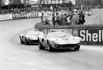 Poklon legendi_Ford GT40_21