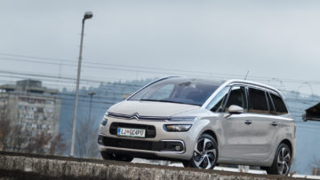 Citroen_GrandC4Picasso_BHDi150_01