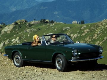 Fiat 124 Spider_2