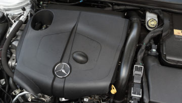 Mercedes-Benz_CLA_220_d_18