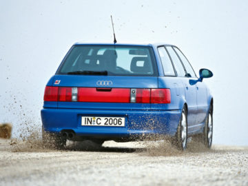 audi-rs2-avant-17