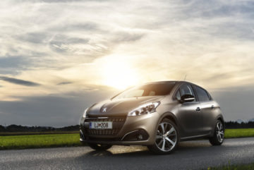 peugeot-208_1-718x480