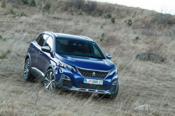 Peugeot_3008_GT_001