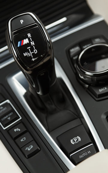BMW_X6_M50d_10