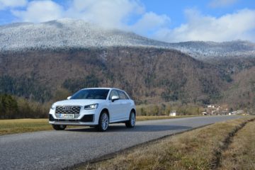 AUDI Q2 09