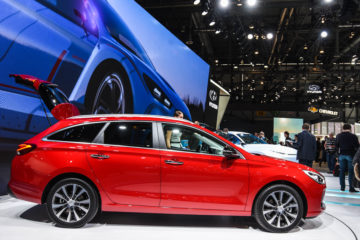 Hyundai i30 Wagon Ženeva 2017_2