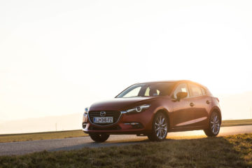 Mazda3 G120 Revolution 3