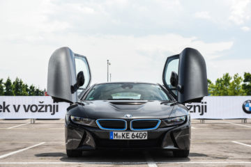 BMW i8 in i3 BMW i 9