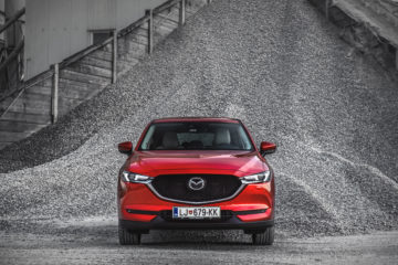Mazda CX-5 CD175 Revolution Top 5