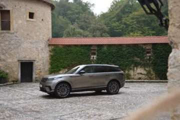 RANGE ROVER VELAR 03