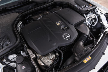 Mercedes-Benz E220 d Coupe 32