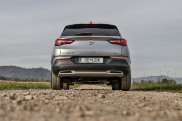 Opel Grandland X (3)