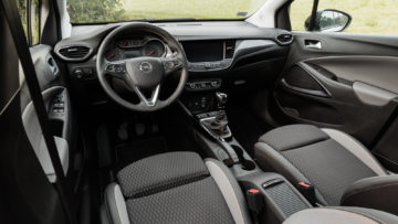 Opel_Crossland_X_16_CDTI_120_06