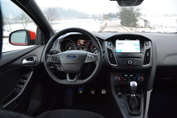 FORD FOCUS ST LINE 12