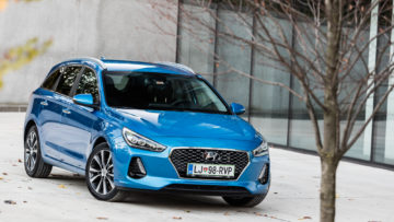 Hyundai_i30_Wagon_16CRDi_DCT_23