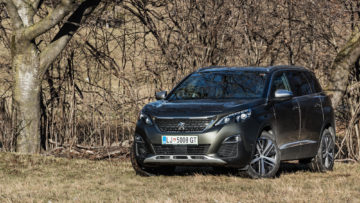 Peugeot_5008_GT_004