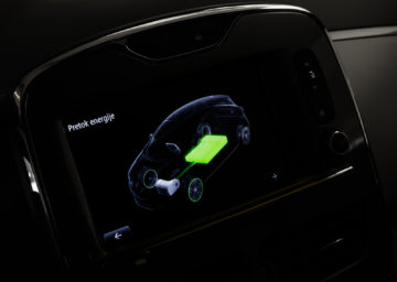 Renault_Zoe_40kW_Bose_21