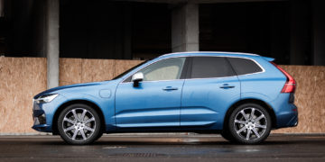 Volvo_XC60_T8_R_Design_18