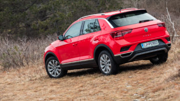 Volkswagen_T-Roc_15_TSI_Sport_37