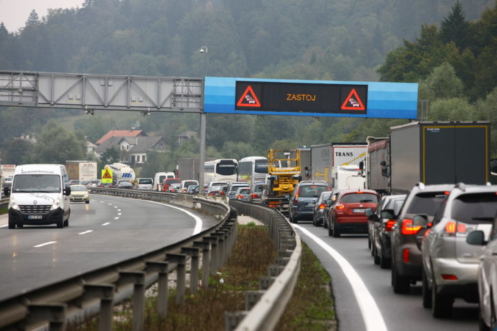 Gneča je (skoraj) vedno žarišče izlivanja gneva. Včasih upravičeno, pogosto ne.