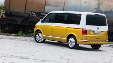 Volkswagen_Multivan_20TDI150CL_030