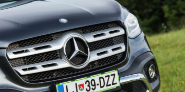 Mercedes-Benz_X_250d_4Matic_21