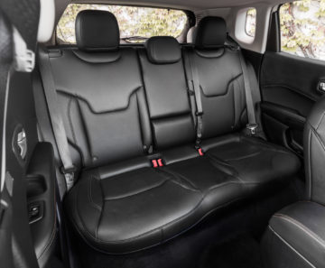 Jeep_Compass_20Multijet140_AWD_34