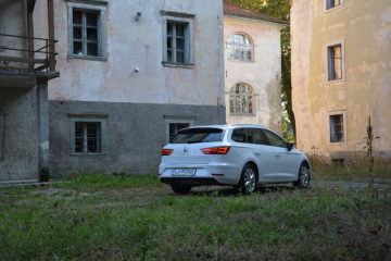 SEAT LEON ST 02