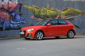 AUDI A1 03