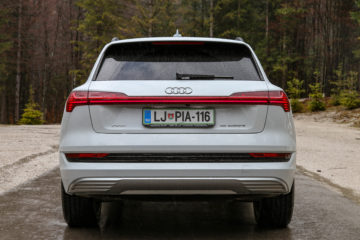 Audi e-tron (11)
