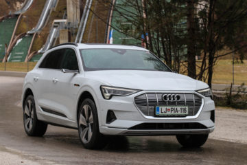 Audi e-tron (18)