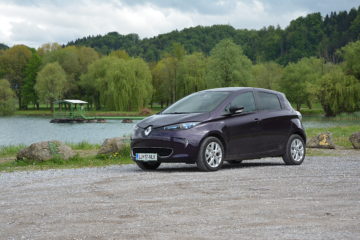 RENAULT ZOE 11