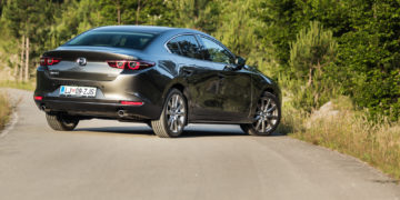 Mazda3_G122_Plus_04