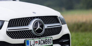 Mercedes-Benz_GLE_300d_4Matic_31