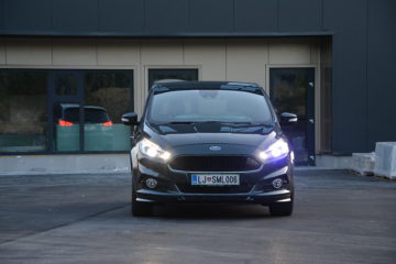 FORD S-MAX 05