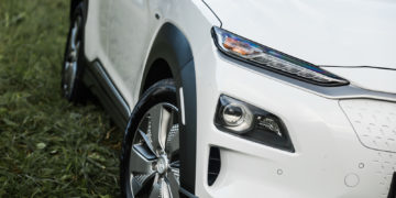 Hyundai_Kona_Electric_64kW_Impression_43