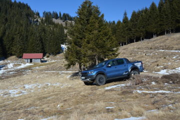 FORD RANGER RAPTOR 02