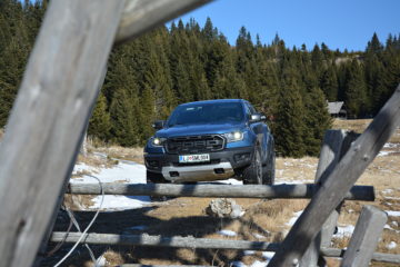 FORD RANGER RAPTOR 09